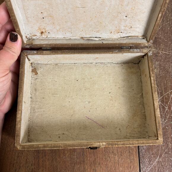 Antique Keepsake‎ Jewelry Box Brown Significant Wear Purchased 1884 Gifted 1906 - Picture 8 of 16
